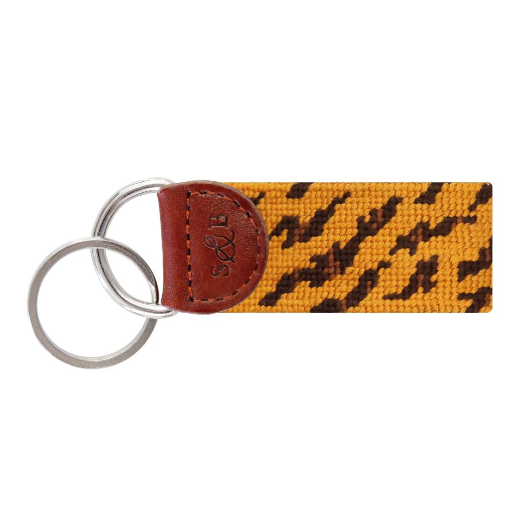 Spring 2024 Preppy Clothing Men S New Arrivals Country Club Prep   GoldenTigerPrint KeyFob HighRes 