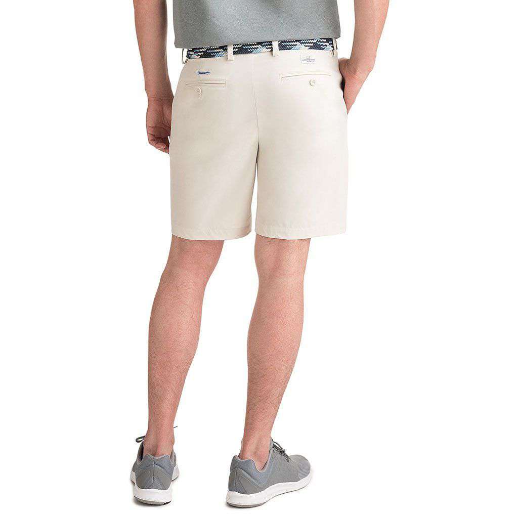 Sophisticated Men's Fashion: Vineyard Vines Shorts and Bow Tie